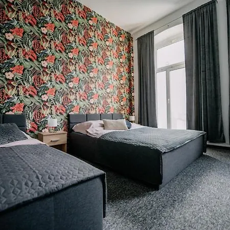 Piotrkowska Mainstreet & Secure Apartment *