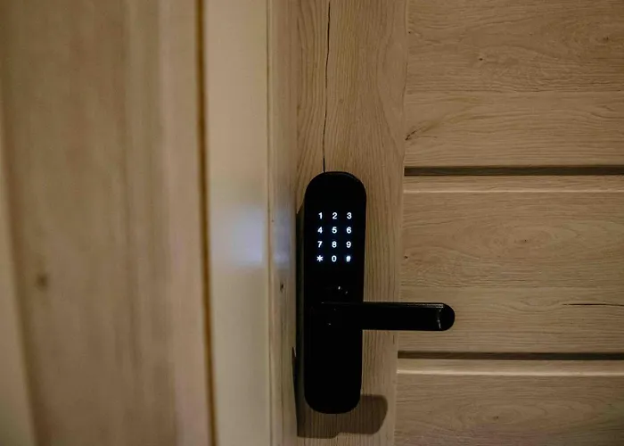 Piotrkowska Mainstreet & Secure